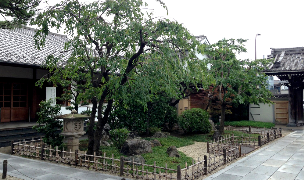 J寺院